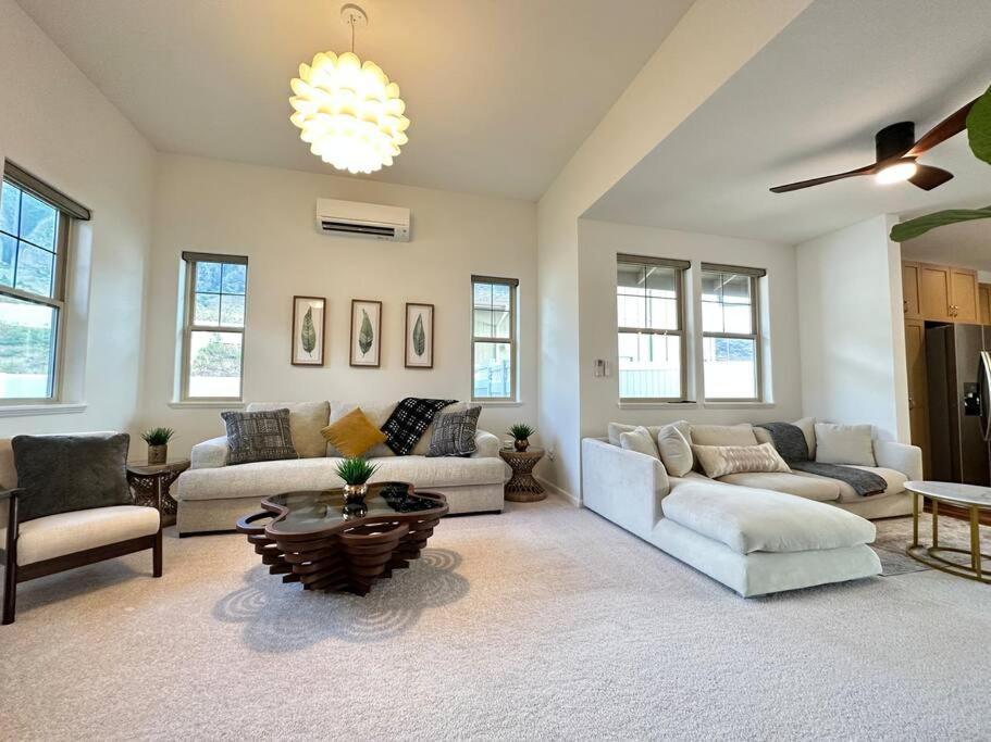New 4 Bedroom Home With Ocean And Gorgeous Mountain Views In The Gated Community Of Mauna Olu Waianae Ngoại thất bức ảnh